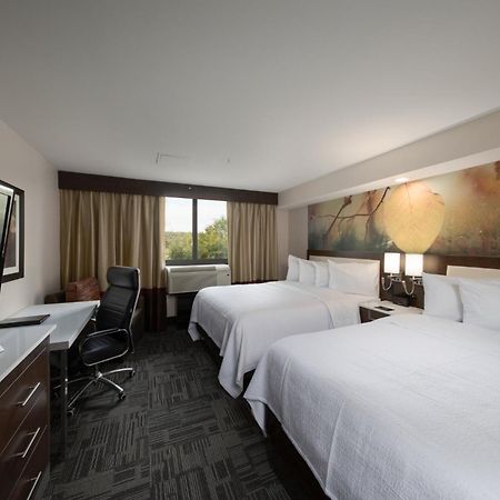 Holiday Inn Brookfield - Milwaukee By Ihg Exterior photo